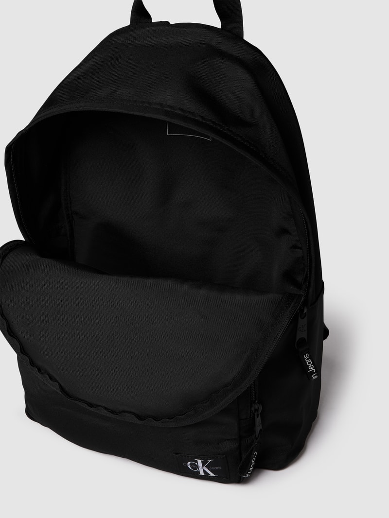 Rucksack mit Label-Details in schwarz