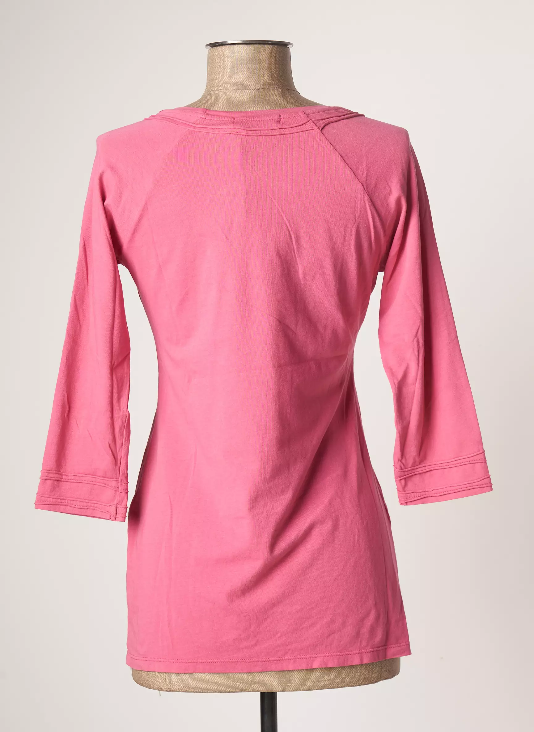Mes Soeurs Et Moi Tshirts Femme couleur rose