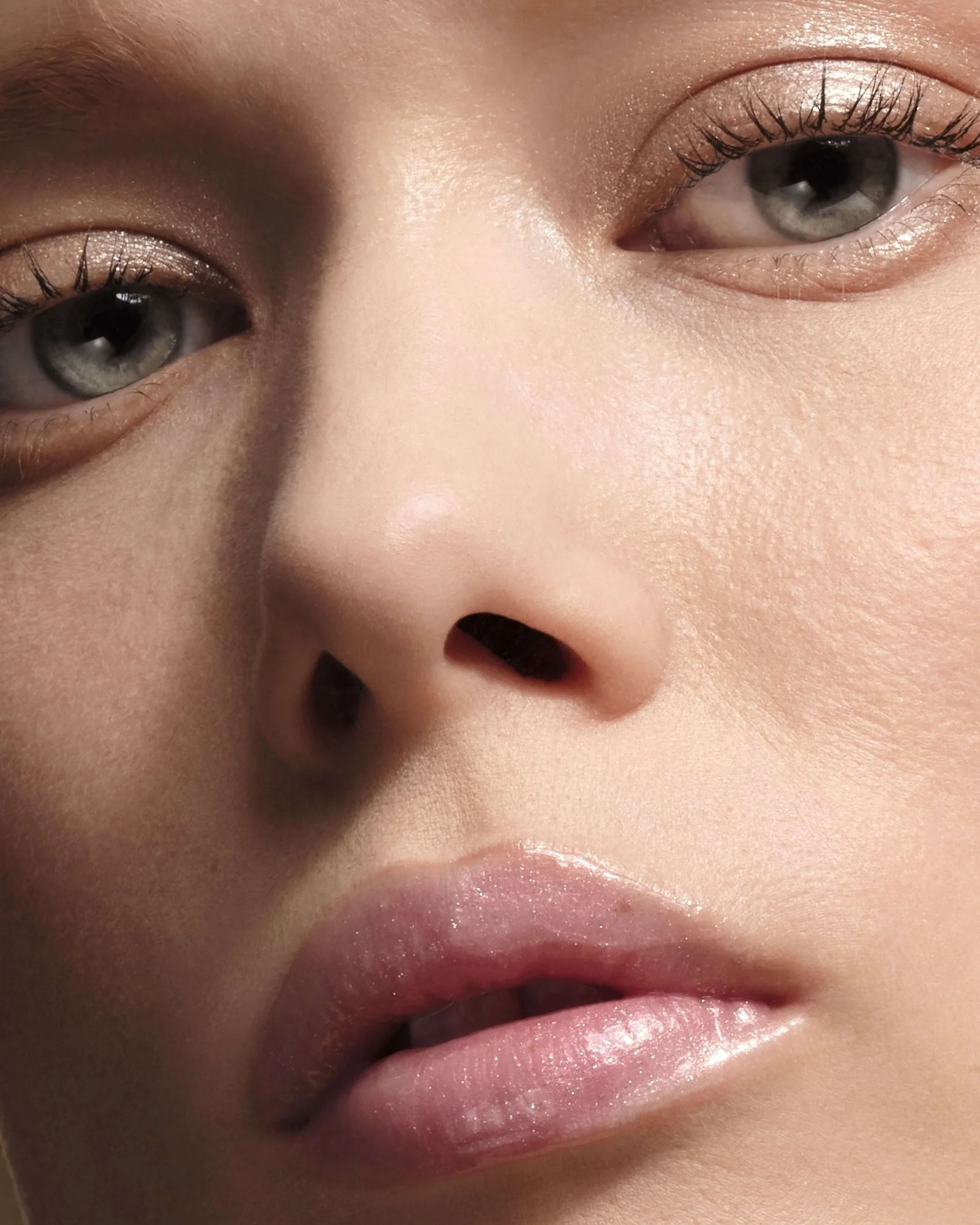 Prisma Glass Icy Plumper Læber - Gloss