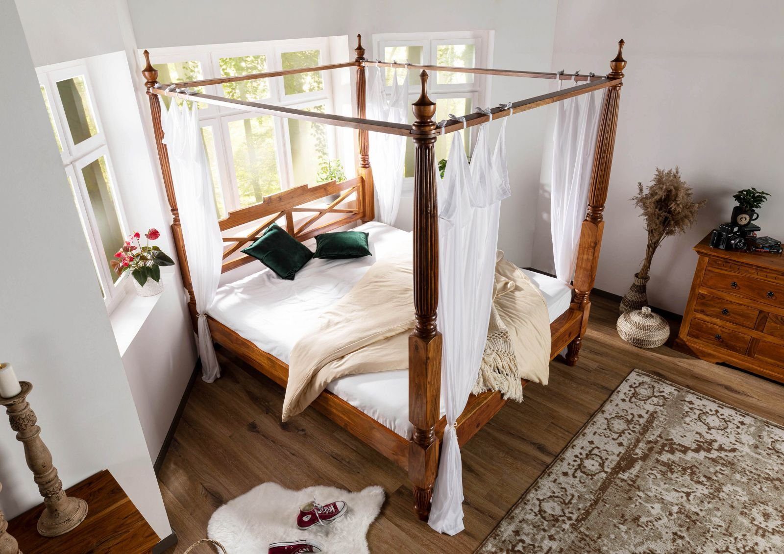 Massivmoebel24 Himmelbett Himmelbett Akazie 200x200x224 honig lackiert OXFORD #0247