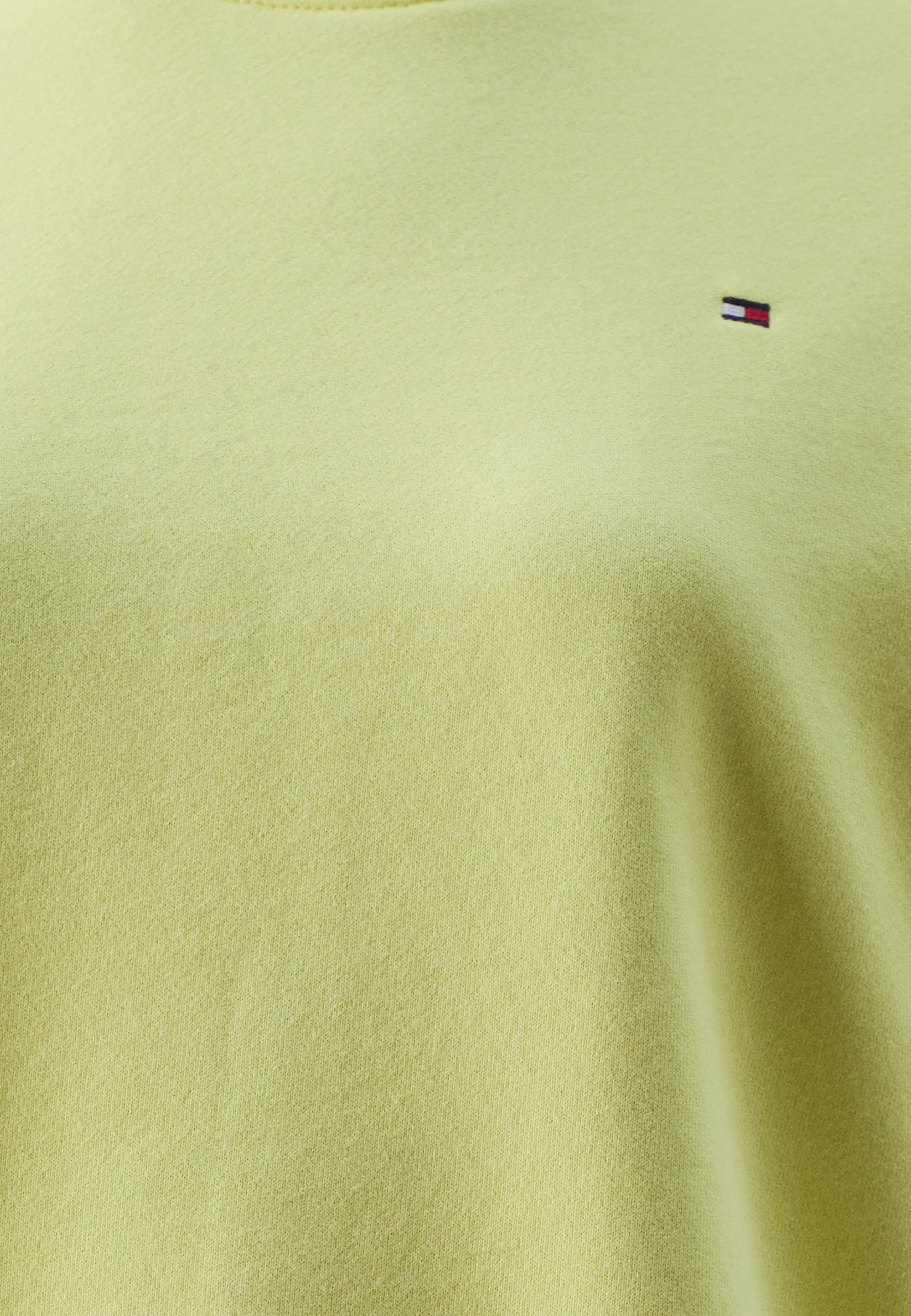 Sudadera Tommy Hilfiger con bandera REG en el pecho