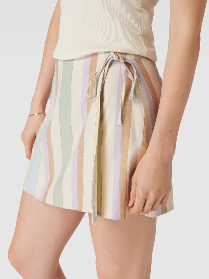 Shorts mit Leinen-Anteil Modell 'TINE' in sand