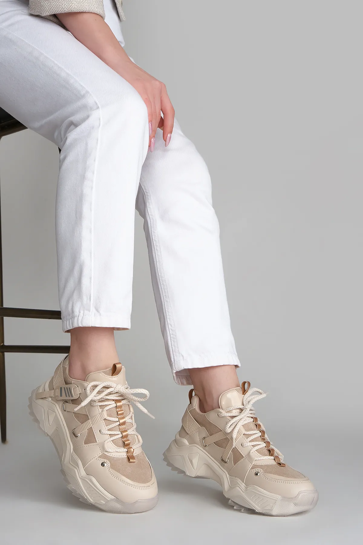 Marjin  Sneaker - Beige - Flacher Absatz