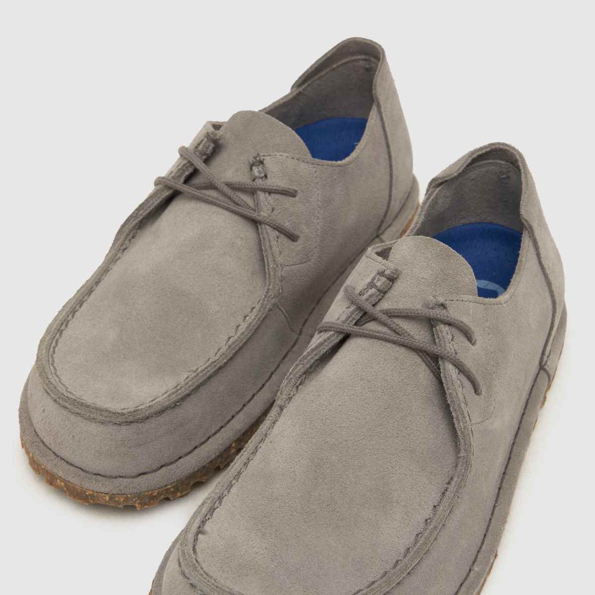 Ploché boty BIRKENSTOCK Utti s krajkou ve světle šedé barvě