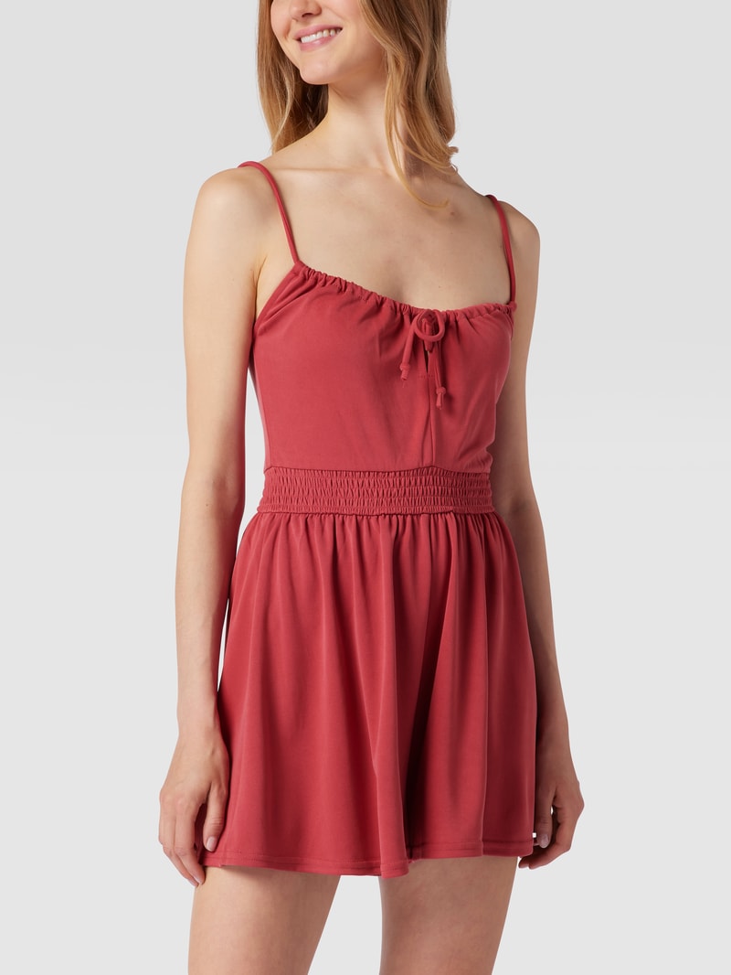 Playsuit mit Smok-Details in bordeaux rot