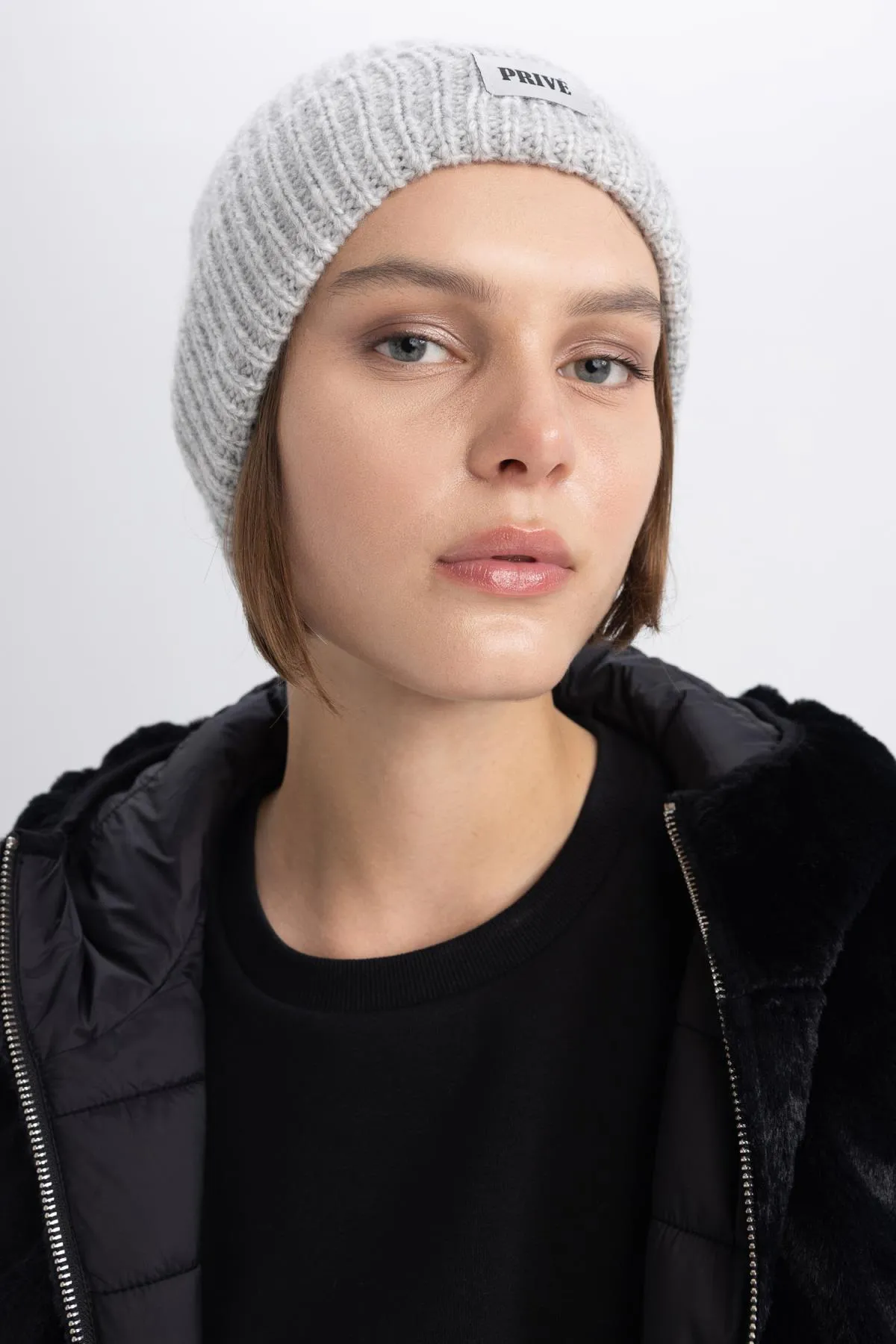 DeFacto  Wintermütze für Damen