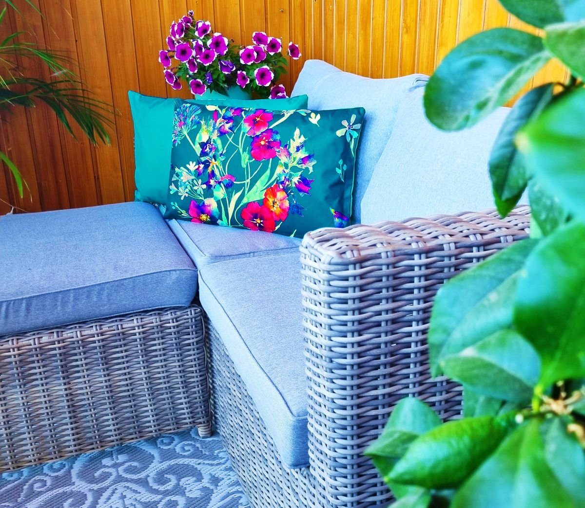 JACK Dekokissen JACK Outdoor Lounge Kissen 30x50cm Motiv Dekokissen inkl. Füllung, mit Lotus-Effekt, Robust, Strapazierfähig, für Innen & Außen geeignet