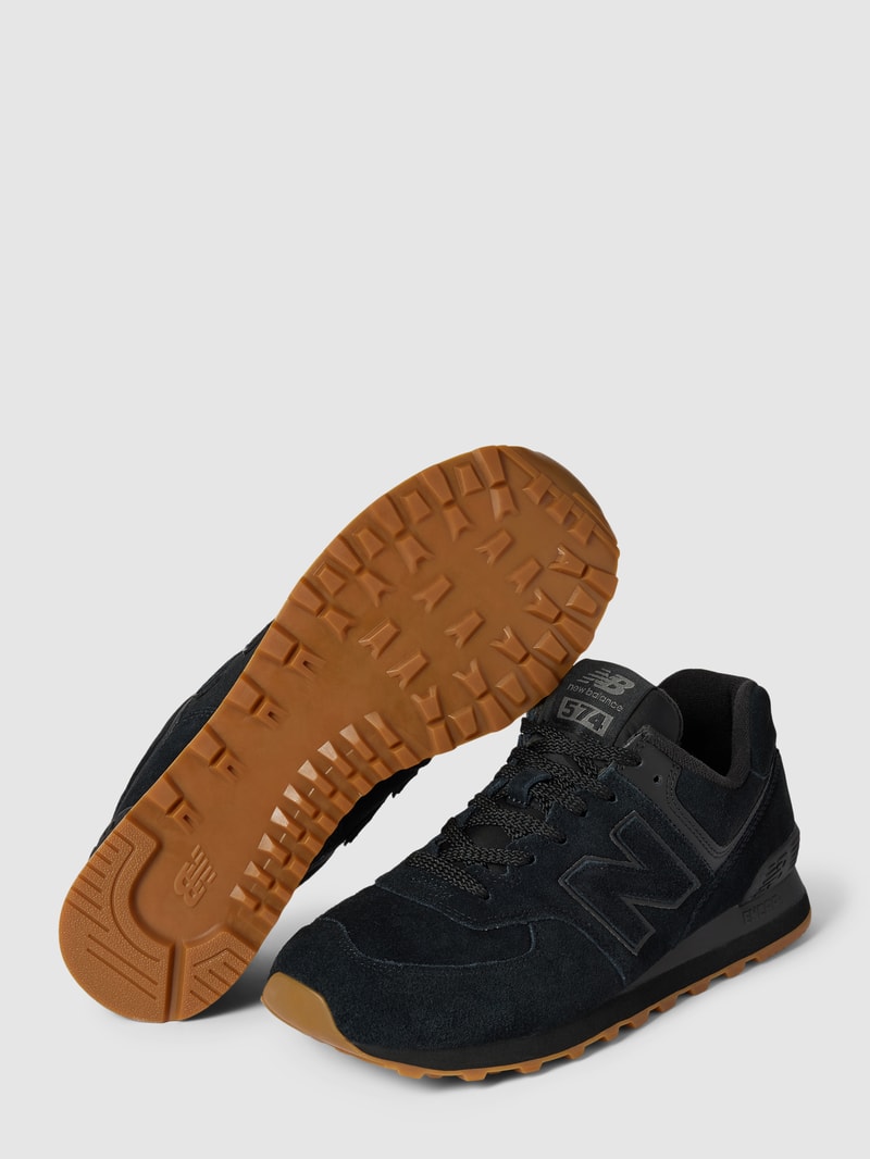 Sneaker aus Leder-Mix in schwarz