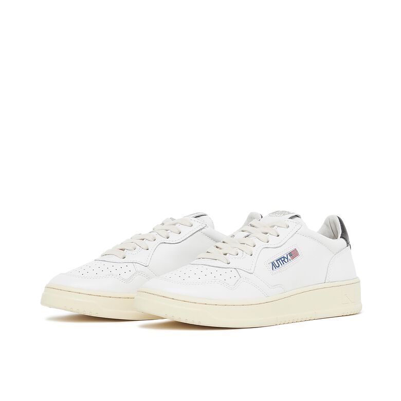 Autry Wmns 01 Low WLL22 white/black