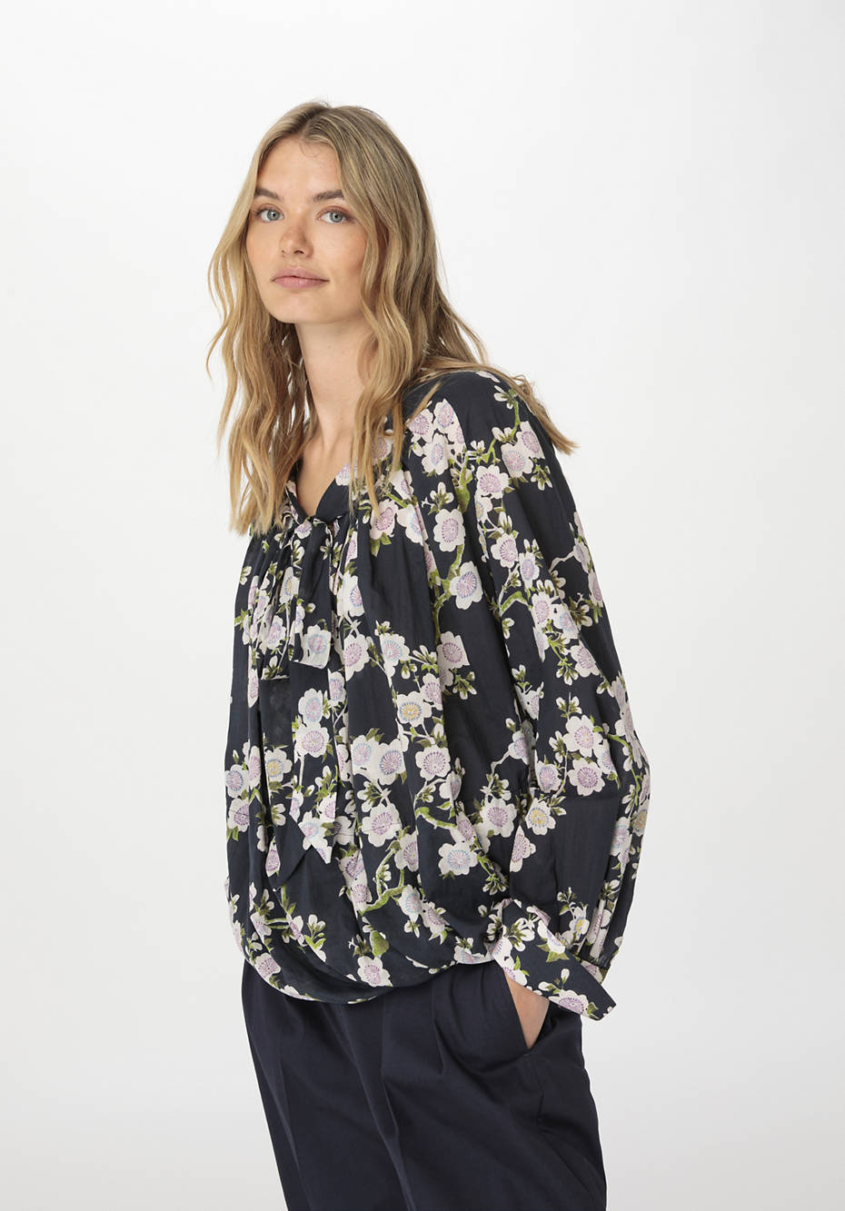 WUNDERKIND X HESSNATUR Bluse aus reiner Bio-Baumwolle