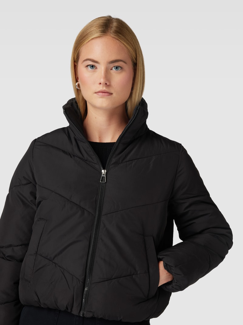 Steppjacke mit Stehkragen Modell 'MAGGI' in schwarz