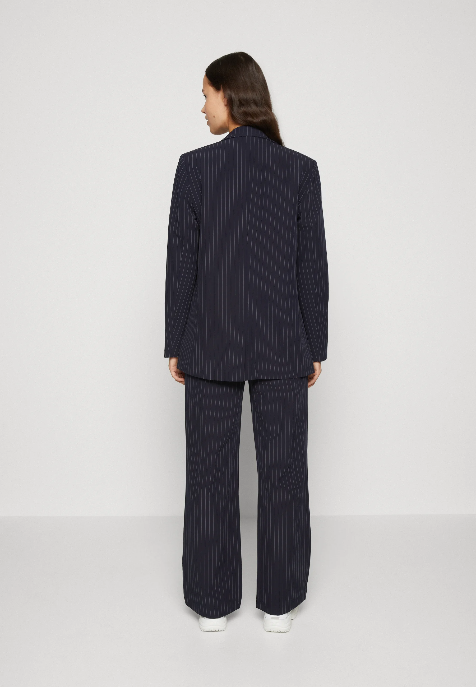 Piezas PCBOSSY LOOSE STRIPED BLAZER - Abrigo corto