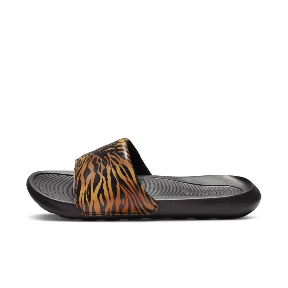Nike Victori One CN9676-010 / schwarz