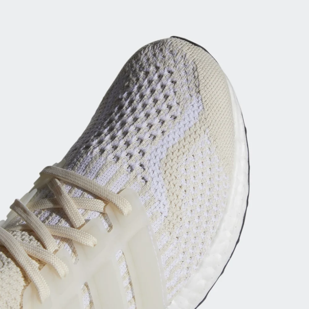 adidas Ultraboost 5.0 DNA GZ0447 / rot