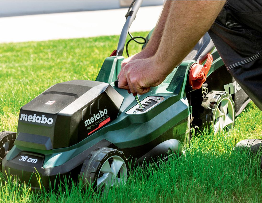 Metabo 2x 18,0 V Akku Rasenmäher