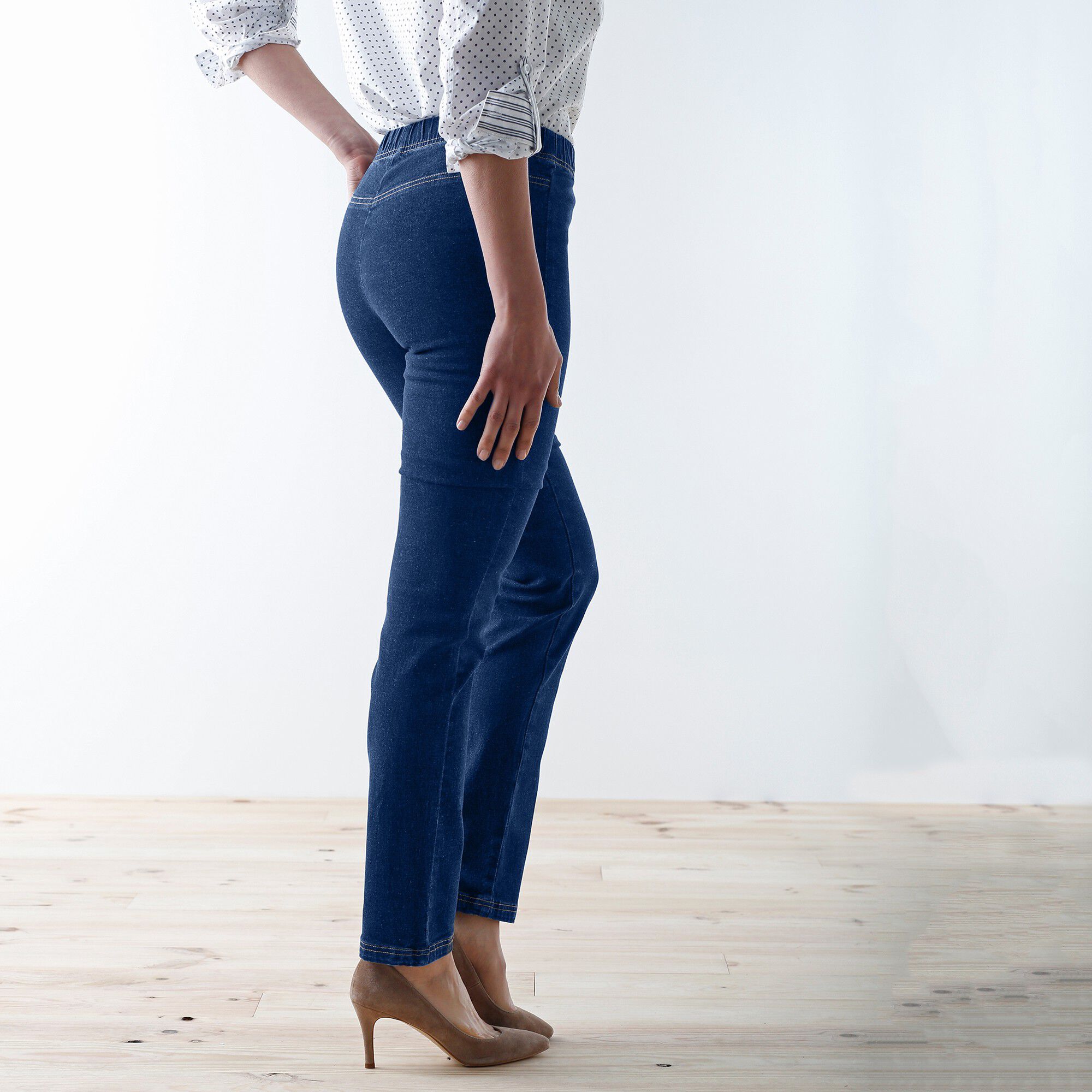Jean sculptant effet ventre plat taille élastiquée