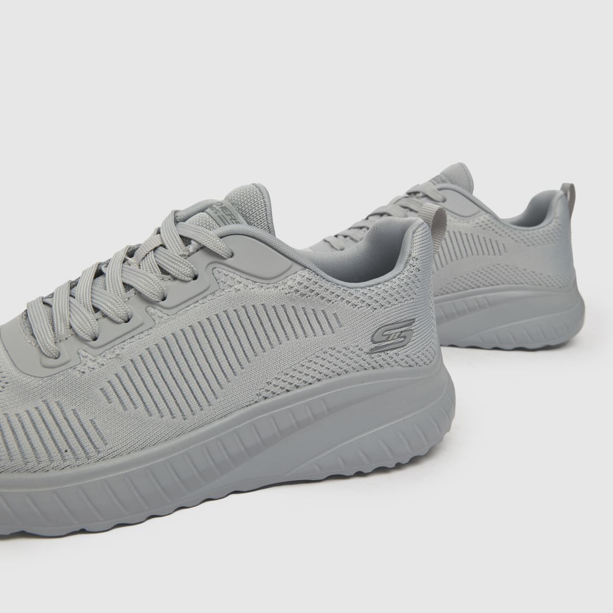 SKECHERS – Bobs Sport Squad Chaos – Ljusgrå träningsskor