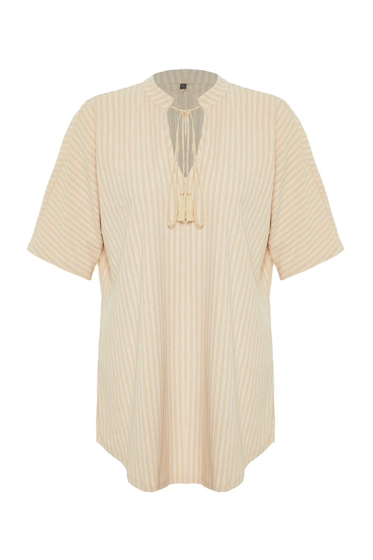 Trendyol Collection  Beiges, weit geschnittenes, gestricktes Mini-Strandkleid mit Bindeband TBESS23EL00080