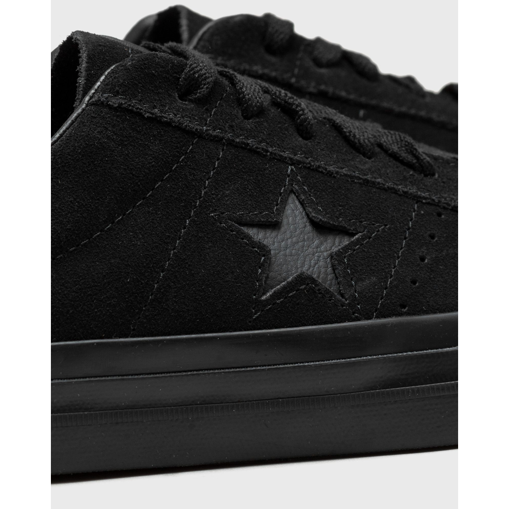 Converse One Star Pro Suede A05320C / schwarz