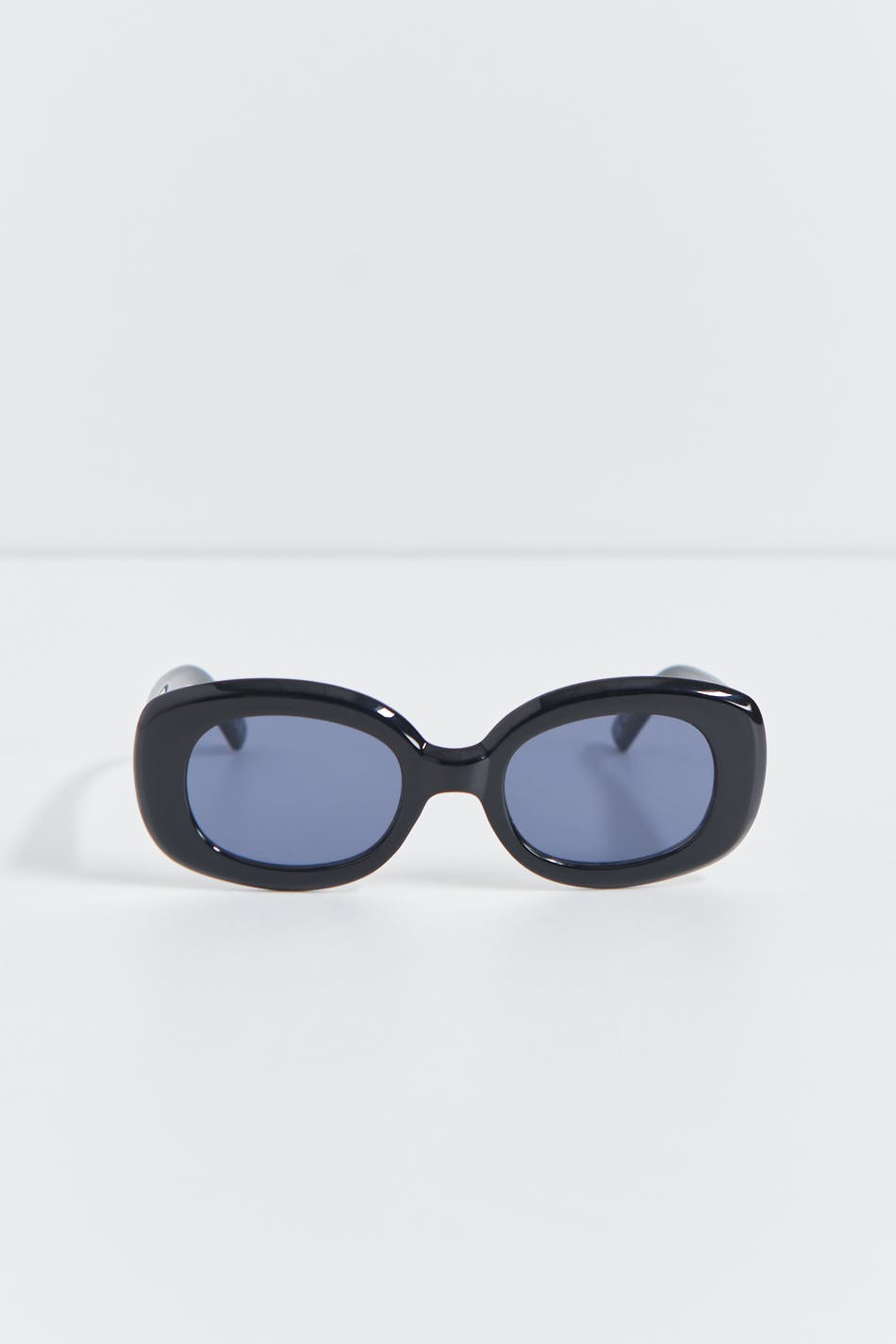 Oval sunglasses