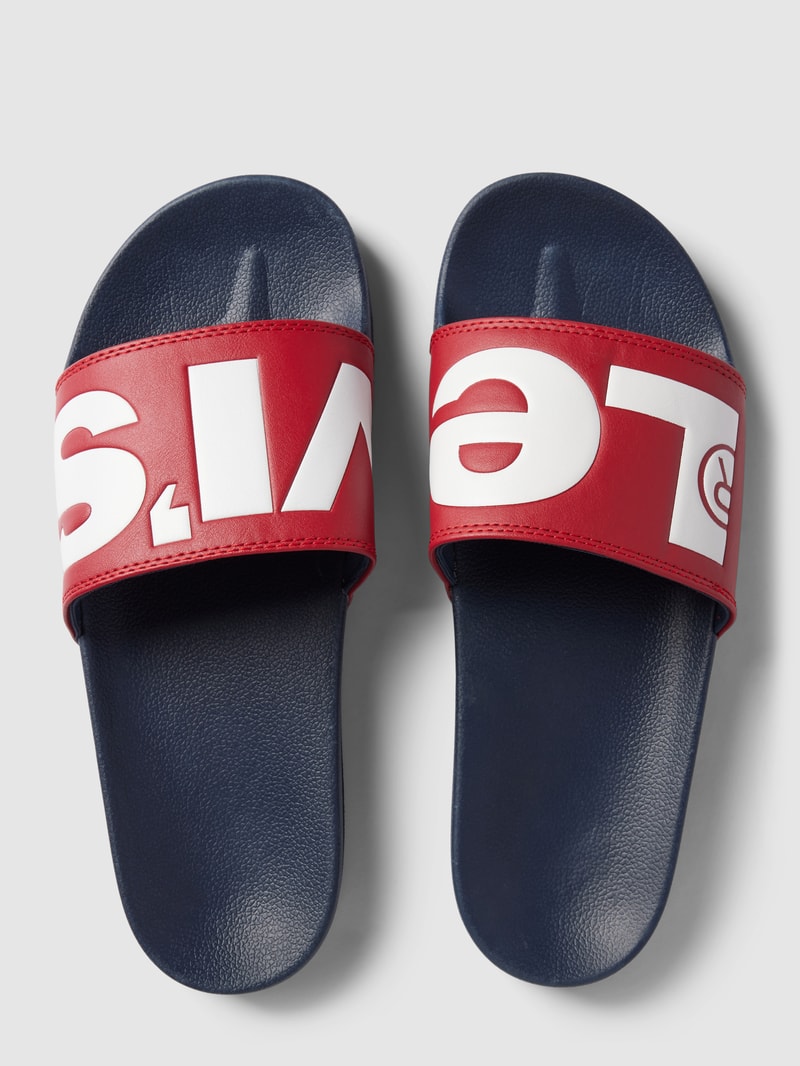 Slides mit Label-Print Modell 'JUNE' in rot