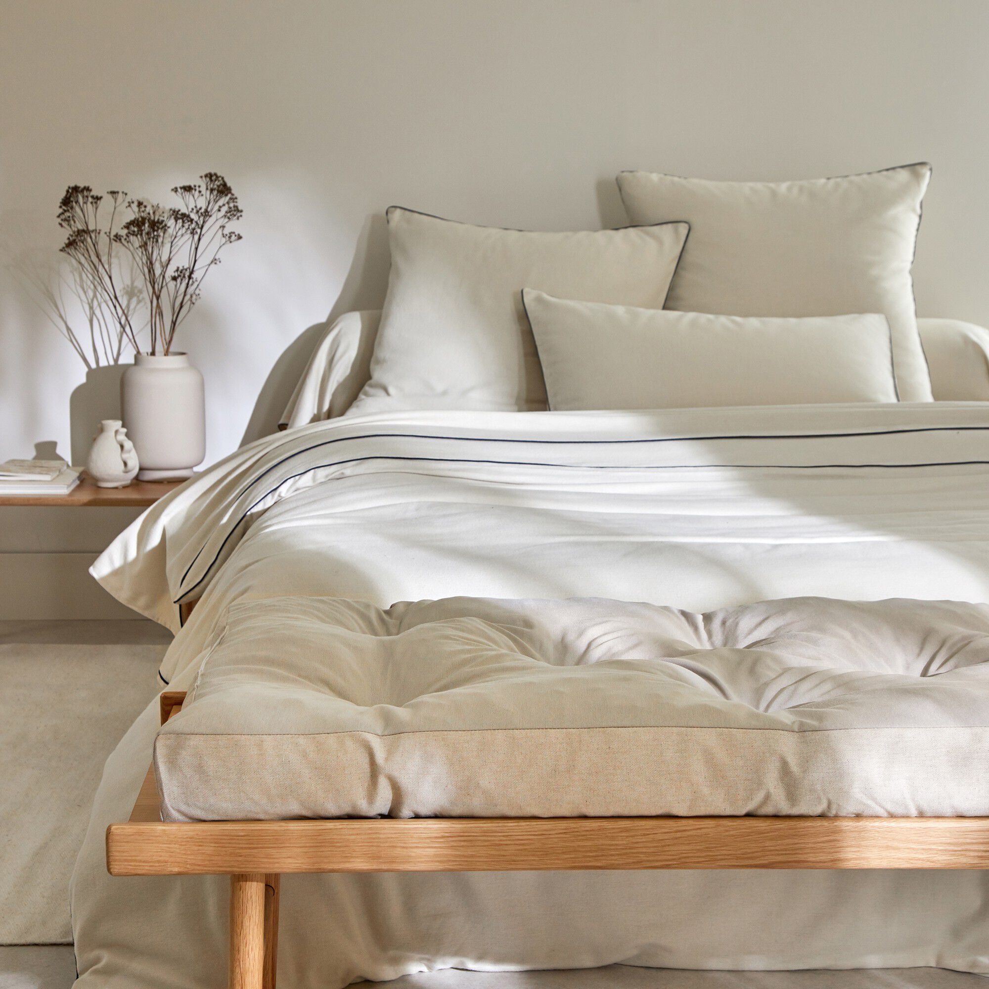 Long coussin de sol, collection 