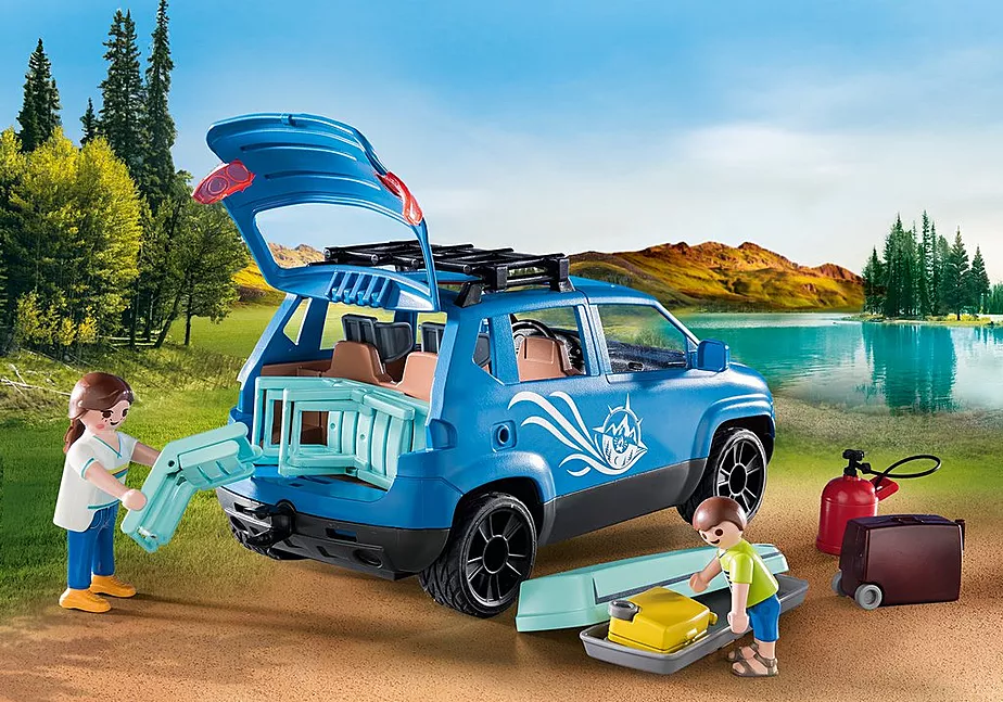 Wohnwagen mit Auto