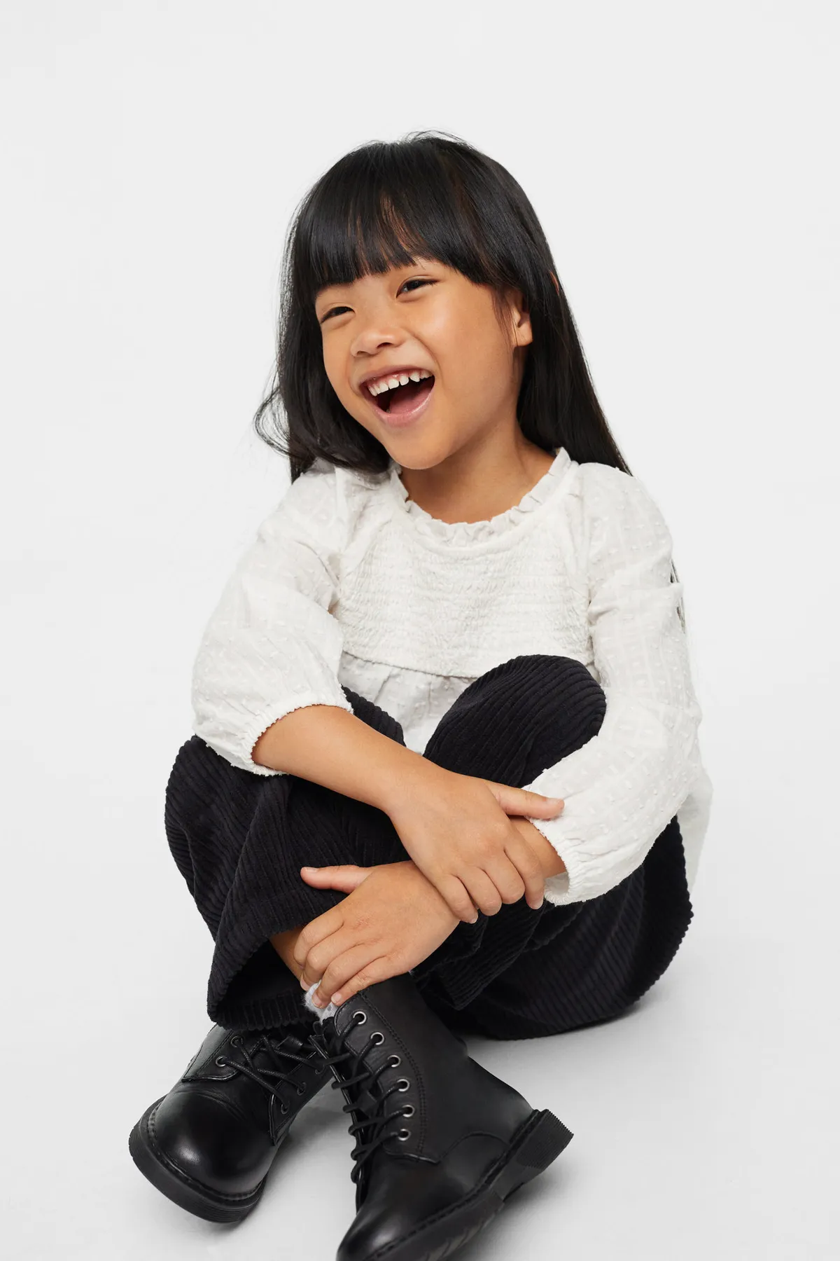 MANGO Kids  Schwarze Damenstiefel und Stiefeletten 27051156