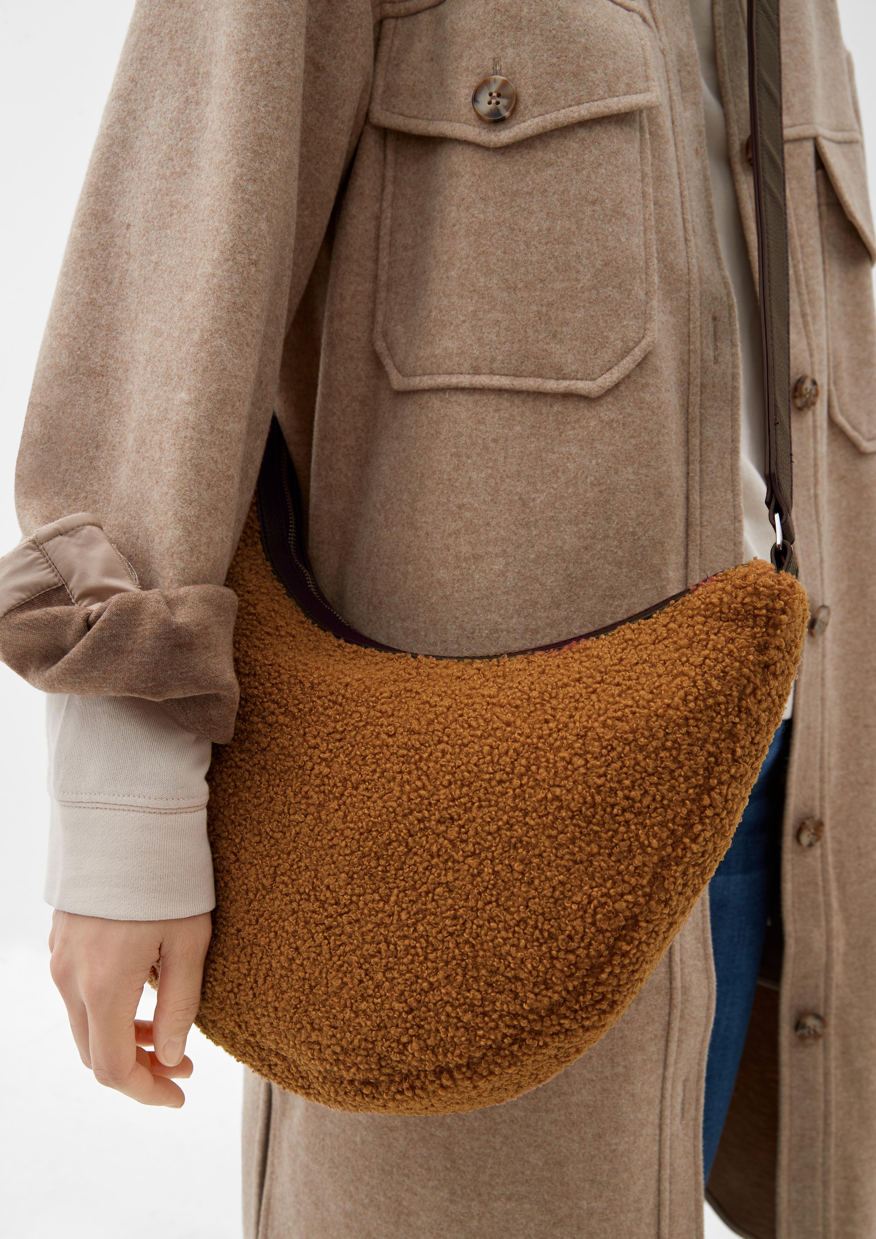 Hobo Bag aus Teddyplüsch  2120496-8469