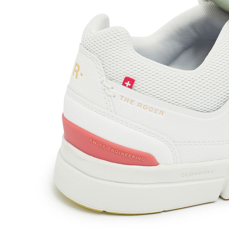 ON The Roger Centre Court white/coral