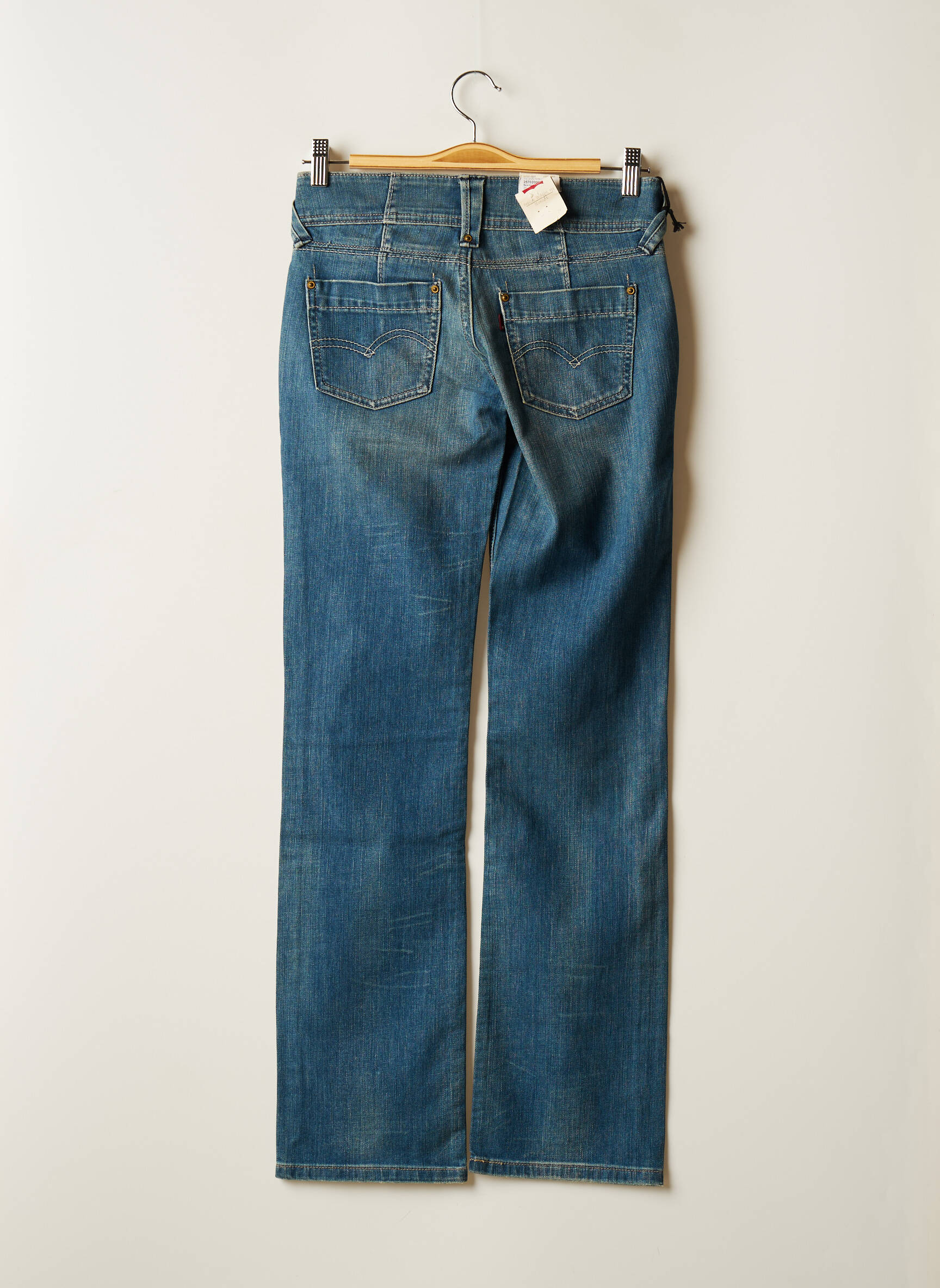 Levis Jeans Coupe Droite Femme couleur bleu