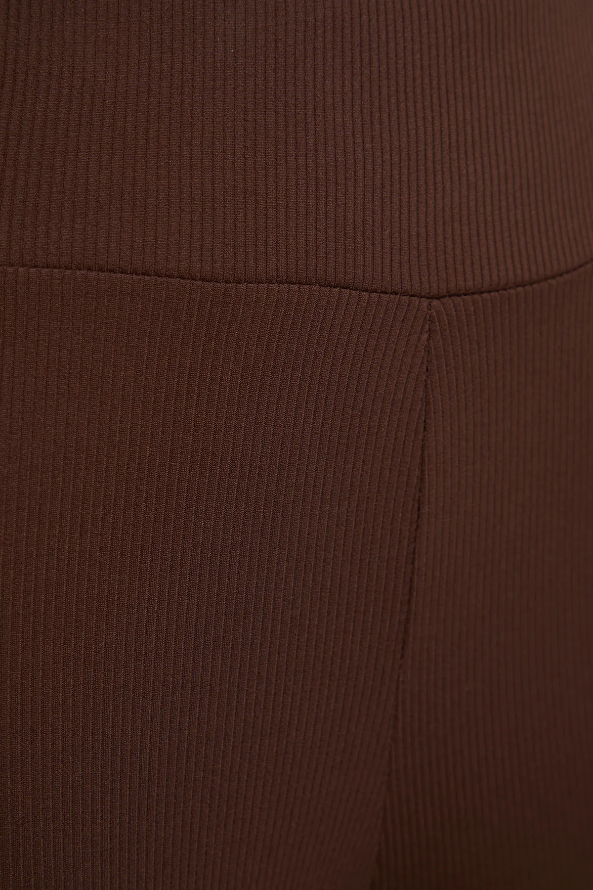 Trendyol Curve  Braune Strickstrumpfhose mit Fleece-Innenseite TBBAW23BV00017