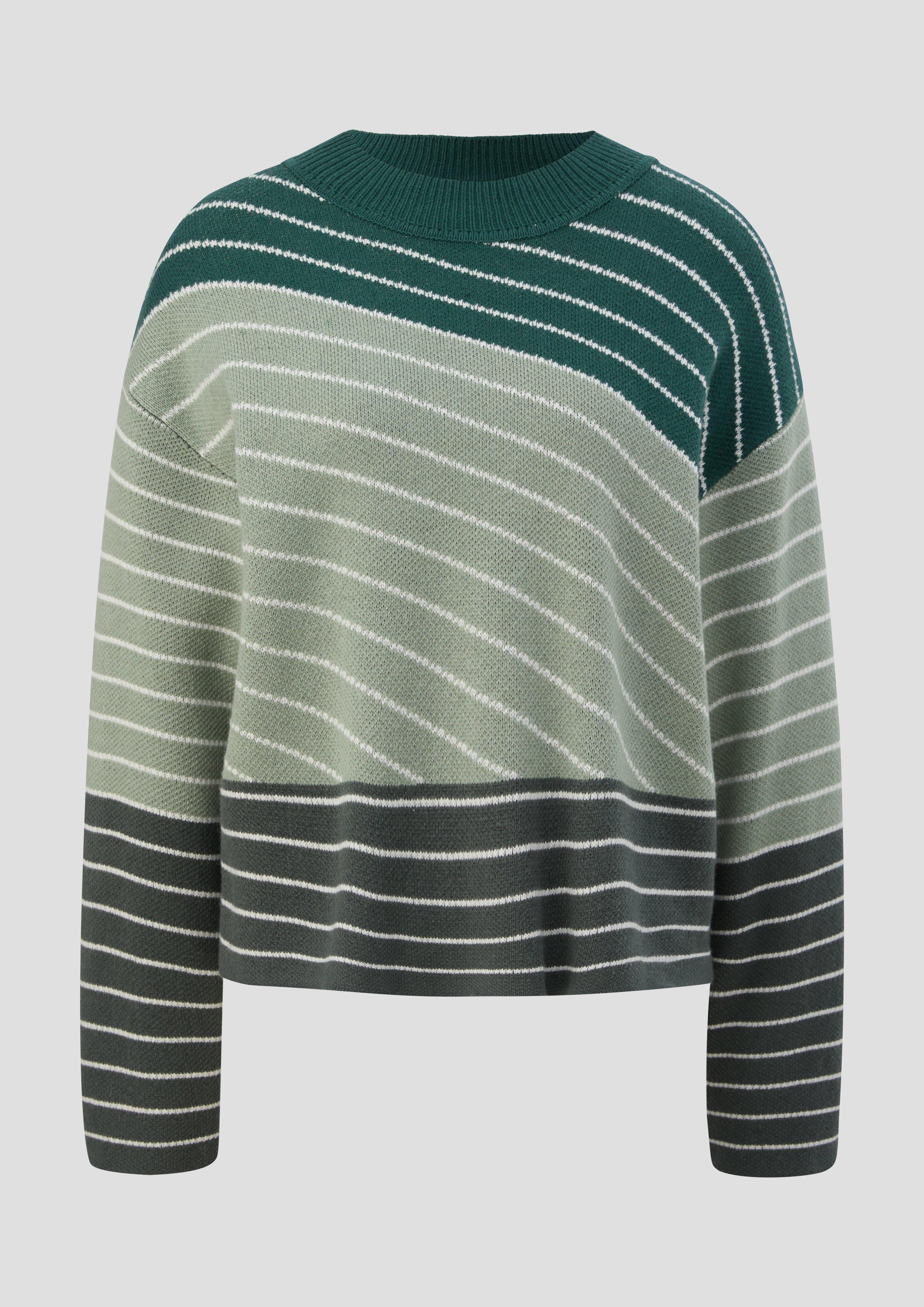 Strickpulli mit asymmetrischen Streifen  2134491-67X1