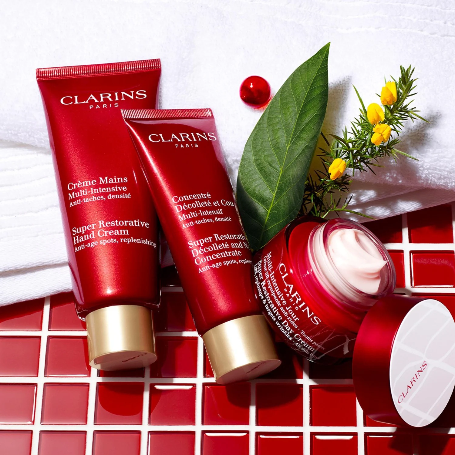 Clarins Night Lift-Redensifying krema protiv bora - za vrlo suhu kožu