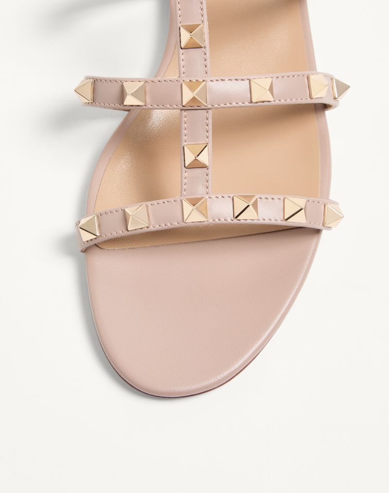 Sandália Rockstud Low Slide em couro de bezerro