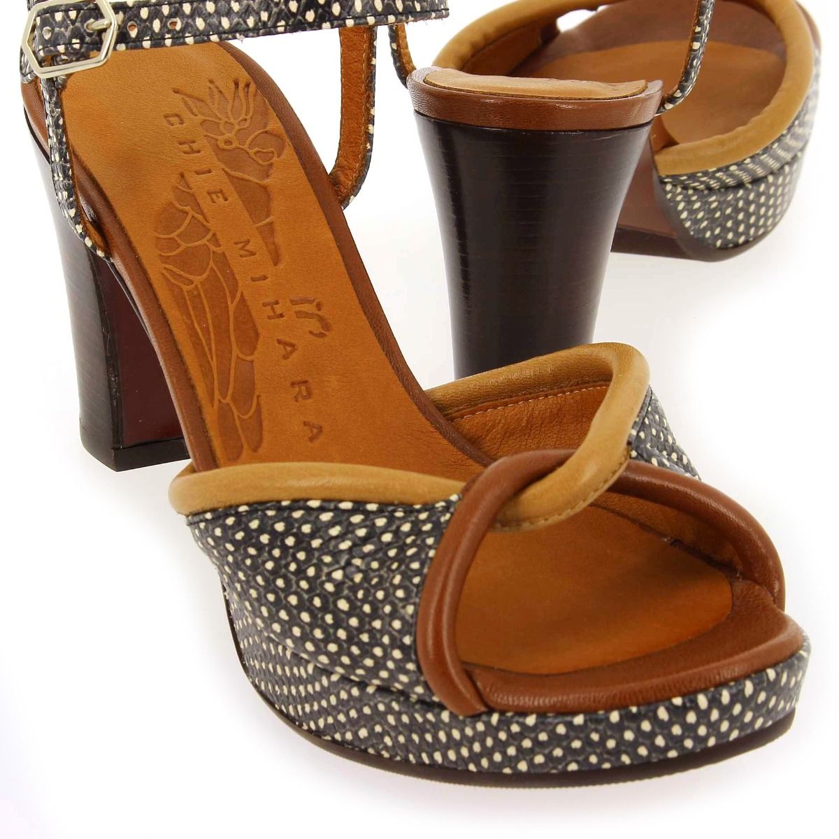 Chie Mihara  ELARA - Marron Camel