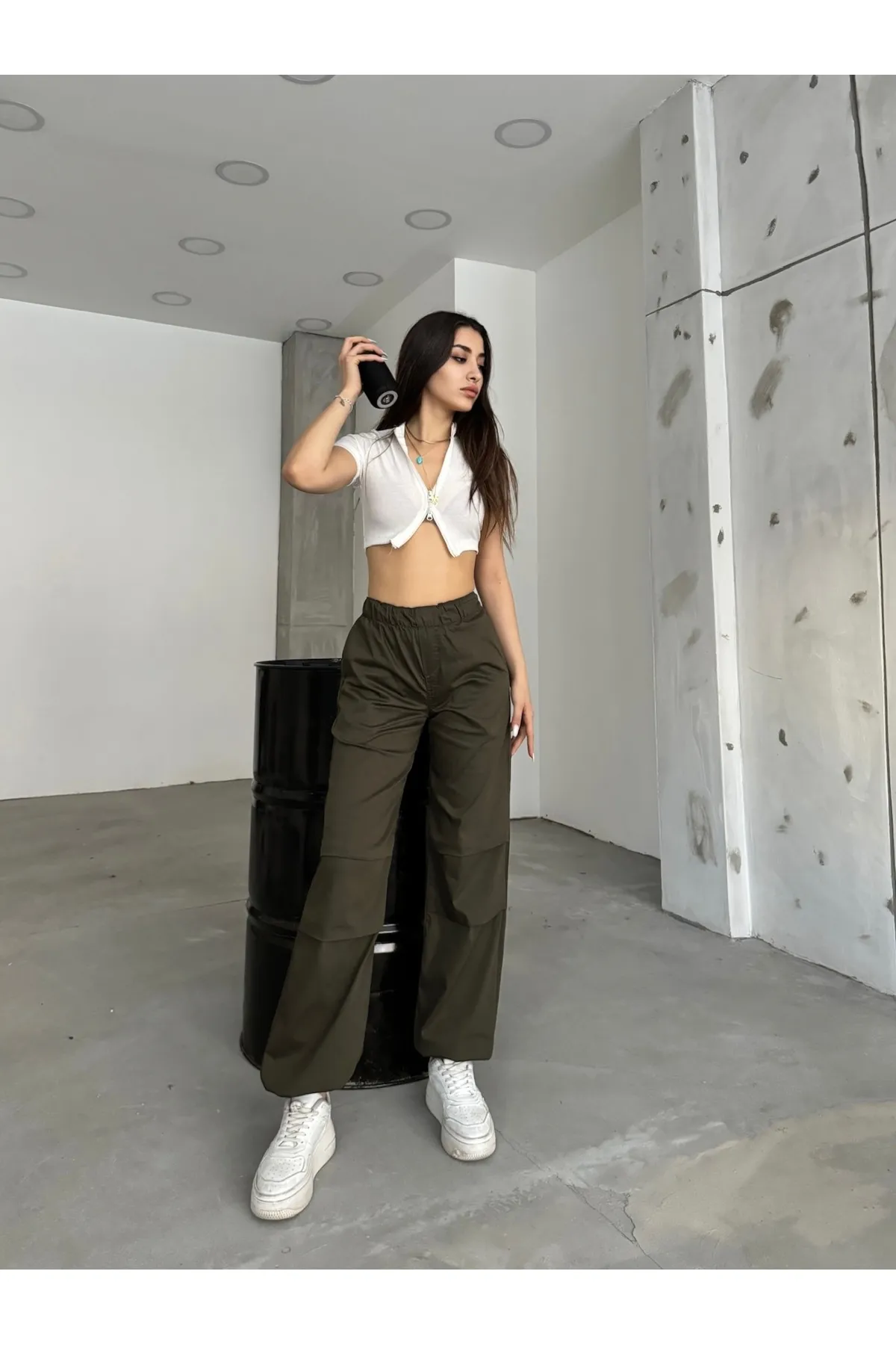 BİKELİFE  Khakifarbene Fallschirmhose für Damen
