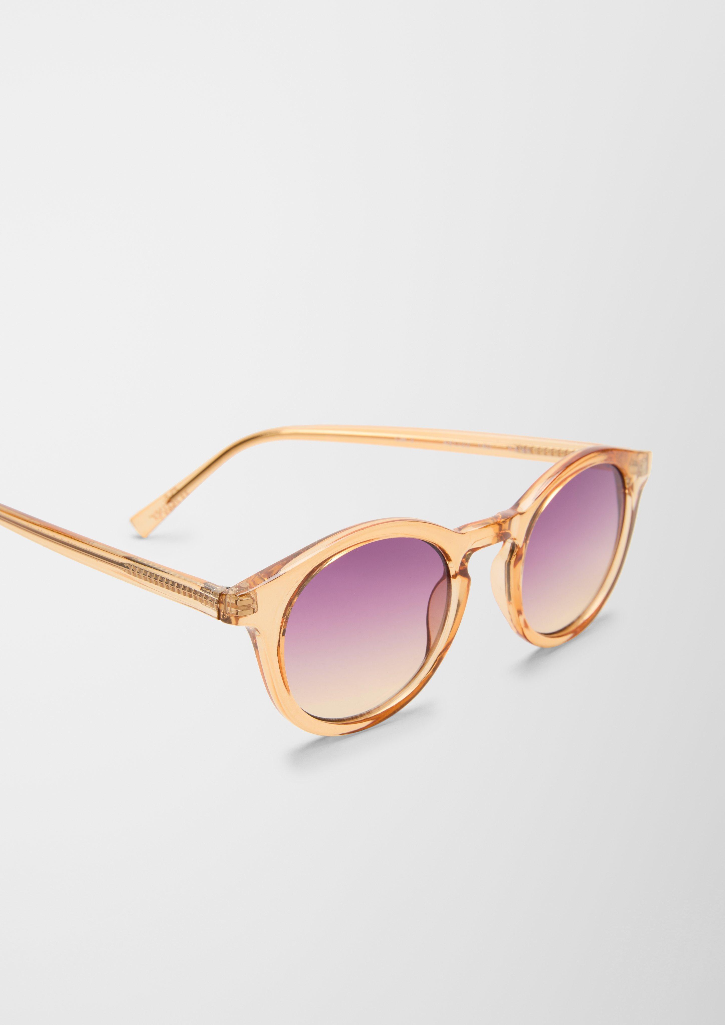 Sonnenbrille mit breiter Fassung  6008465-100