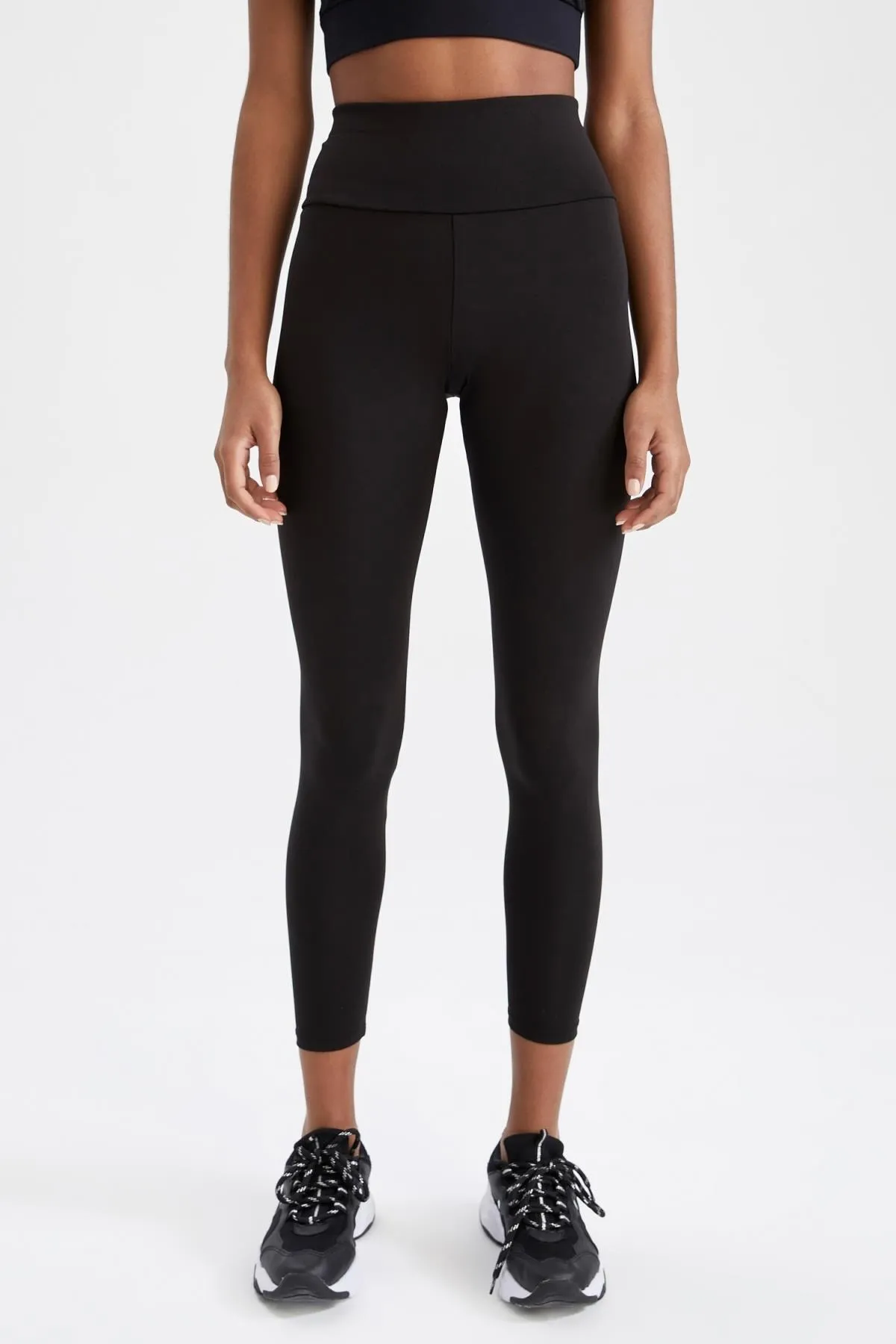 DeFacto  Passform: Standard-Fit-Sportstrumpfhose mit hoher Taille