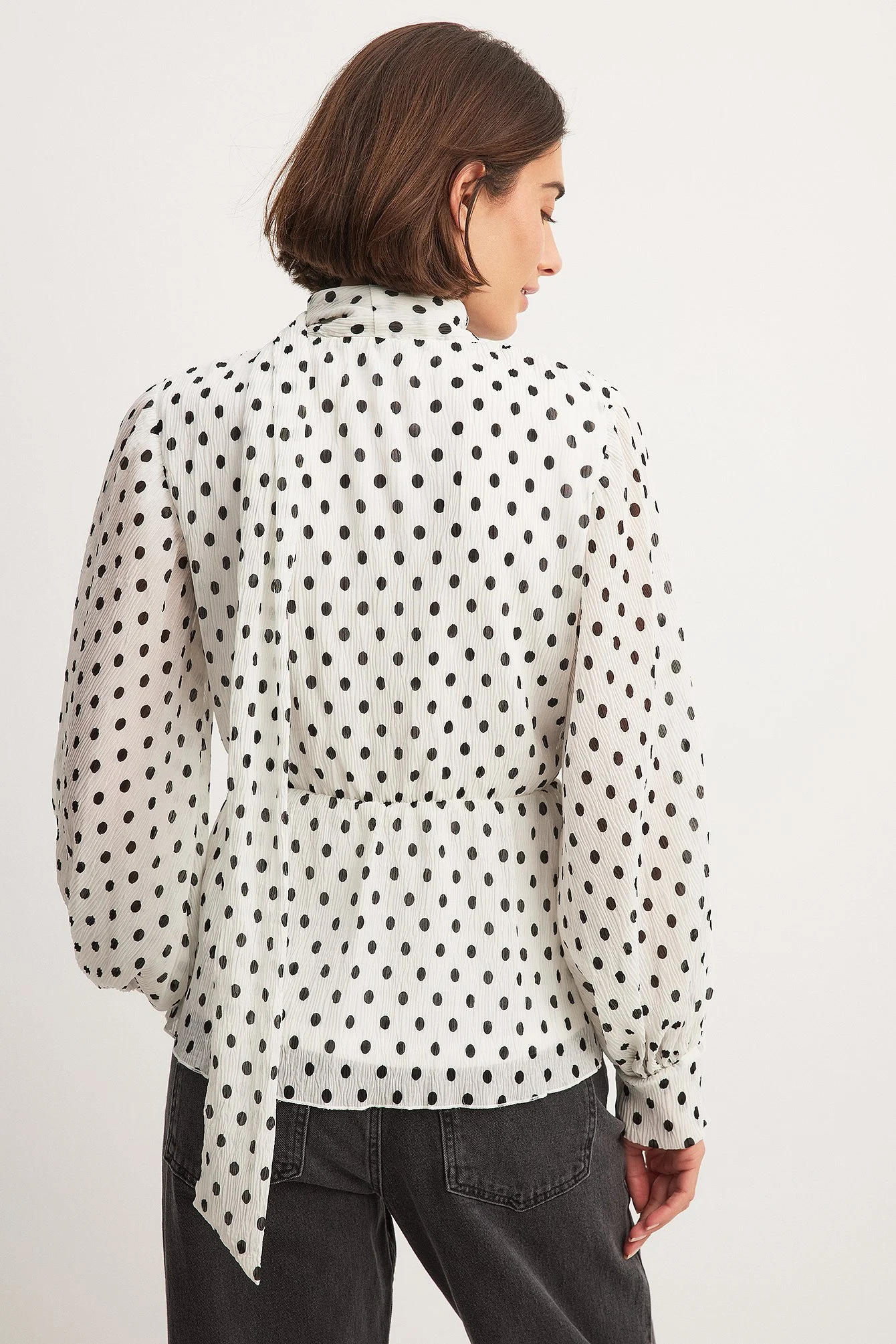 Chiffonbluse mit Schaldetail