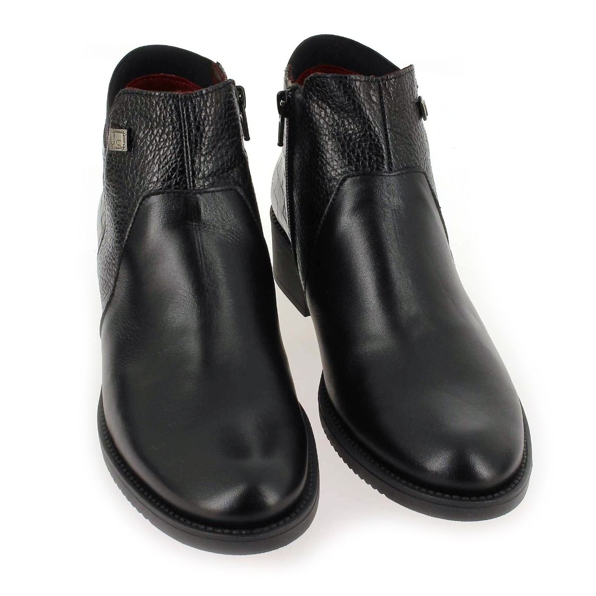 Jose Saenz  2182 - Noir