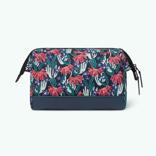 Edea blue toiletry bag