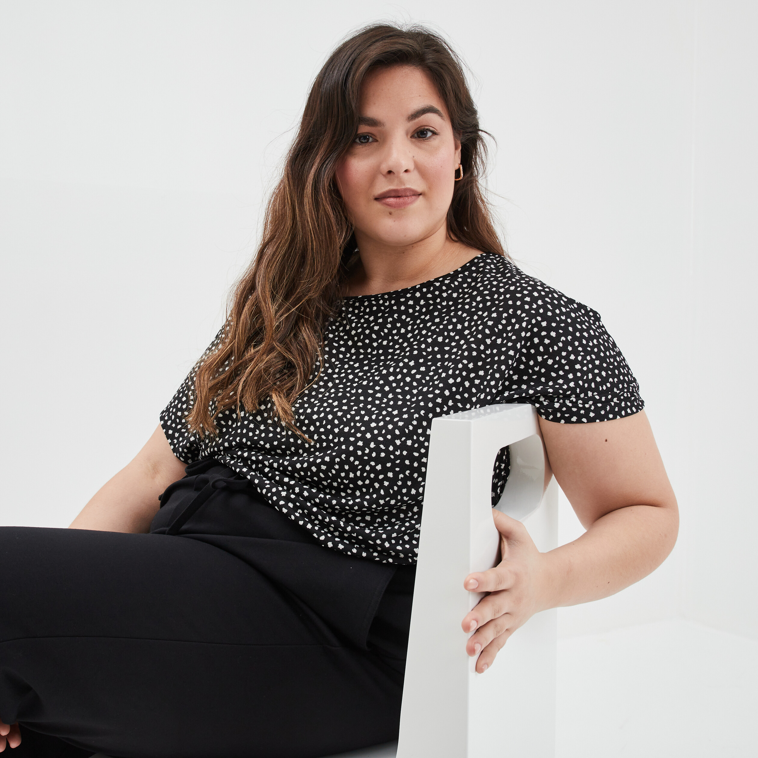 T-shirt fluide manches courtes noir femme grande taille | La Halle