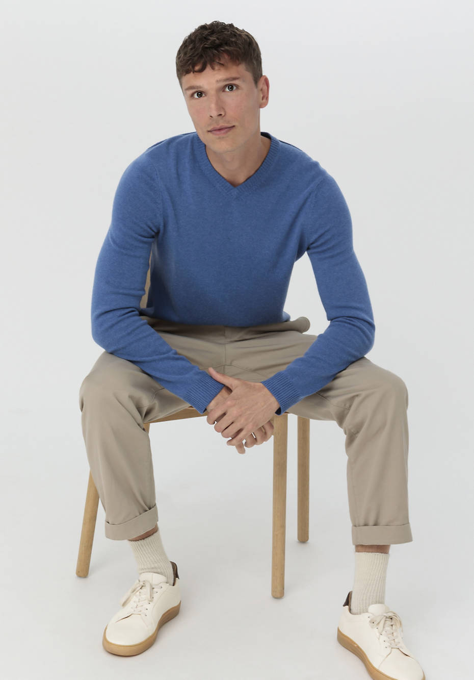 V-Pullover aus Schurwolle mit Kaschmir
