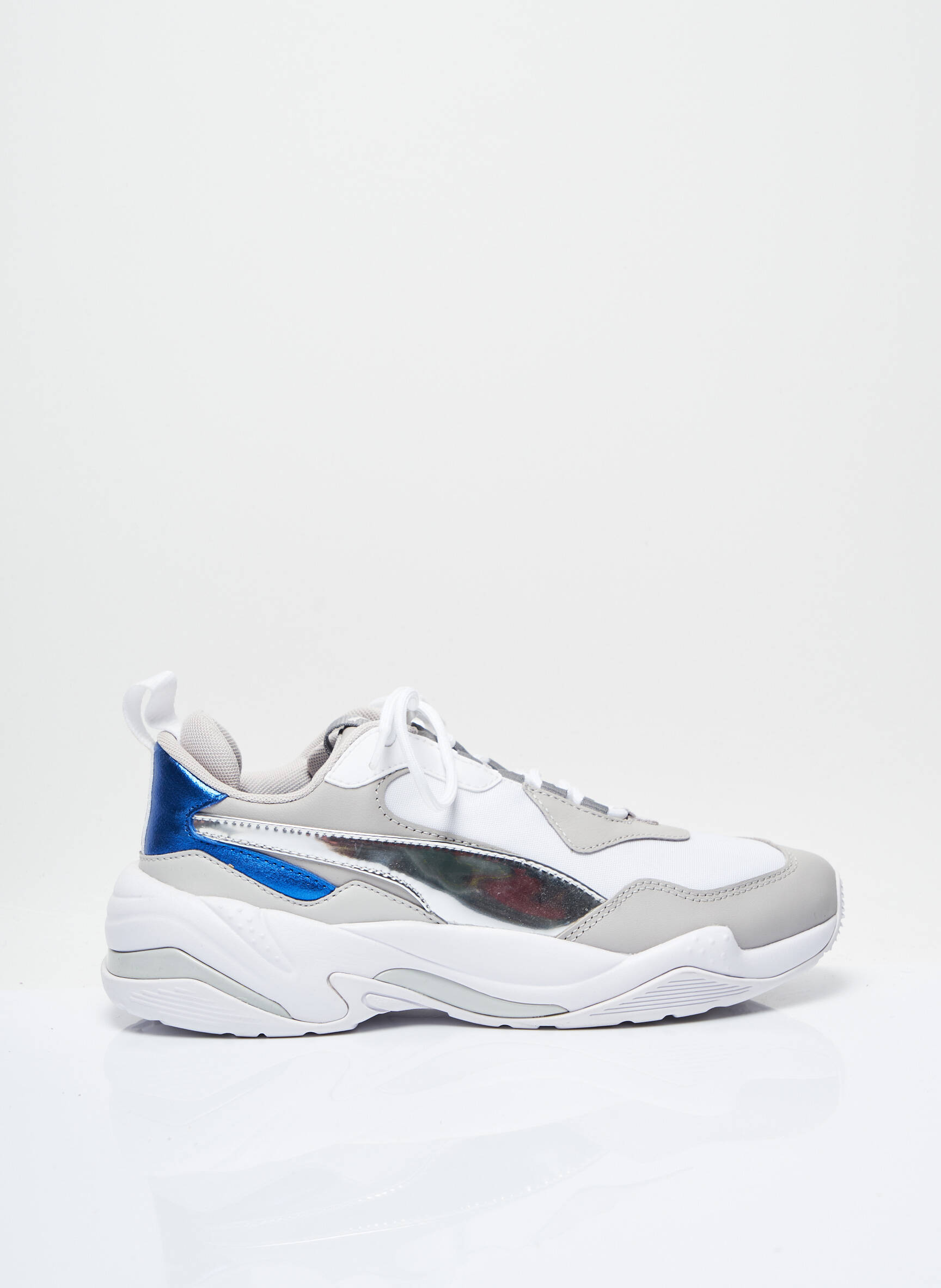 Puma Baskets Femme couleur gris