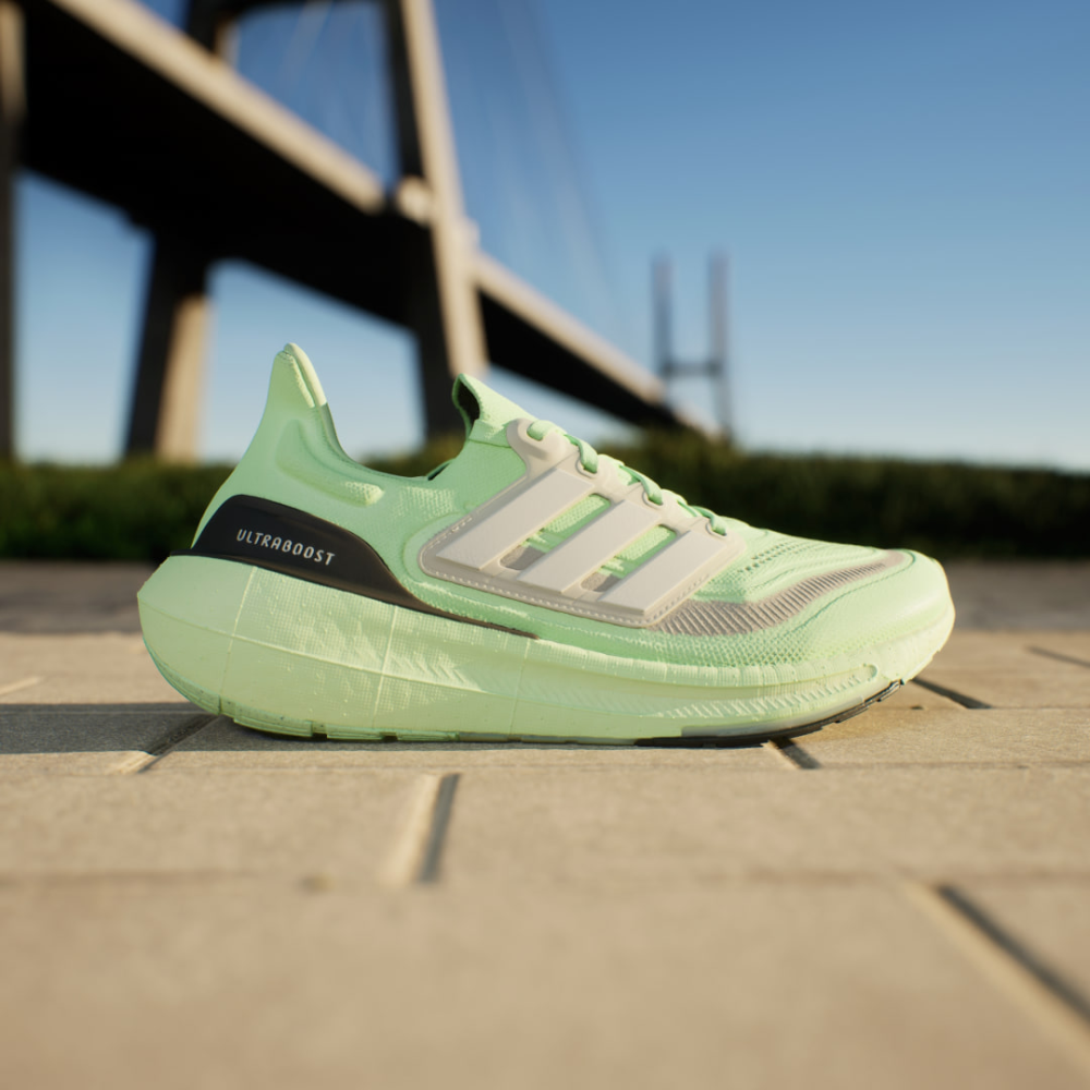 adidas Ultraboost Light IE3333 / grün