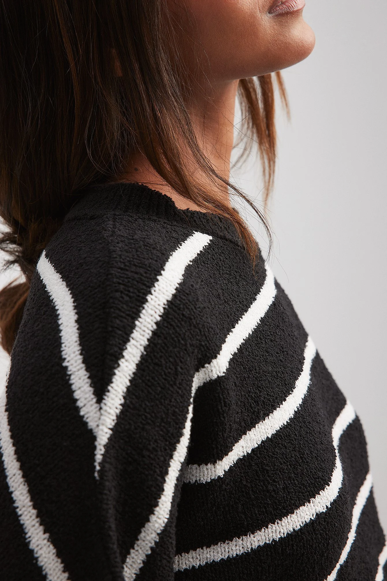 Gestreifter-Strickpullover