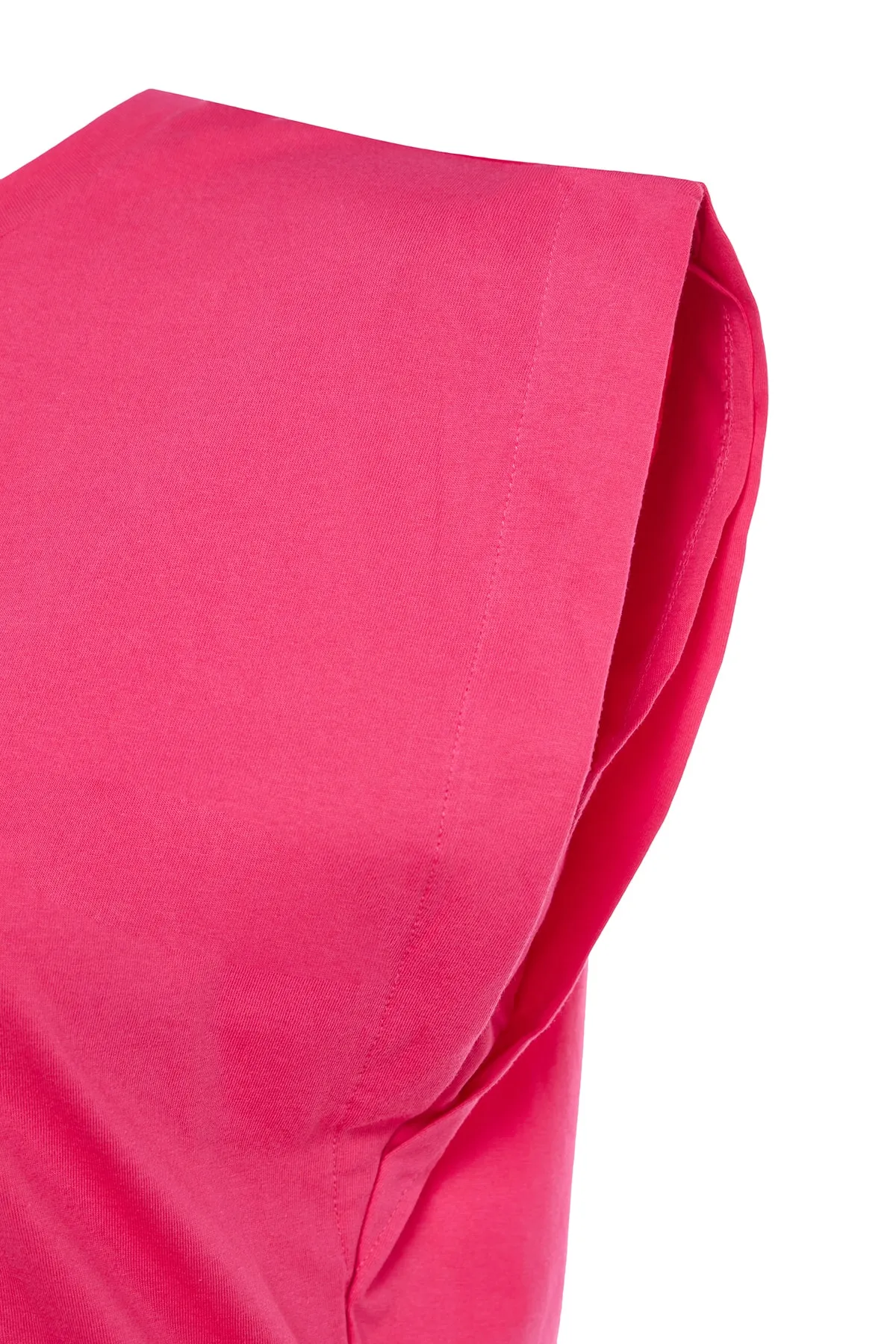 Trendyol Collection  Fuchsiafarbenes Basic-Strick-T-Shirt mit Rundhalsausschnitt aus 100 % Baumwollwatte TWOSS20TS0021
