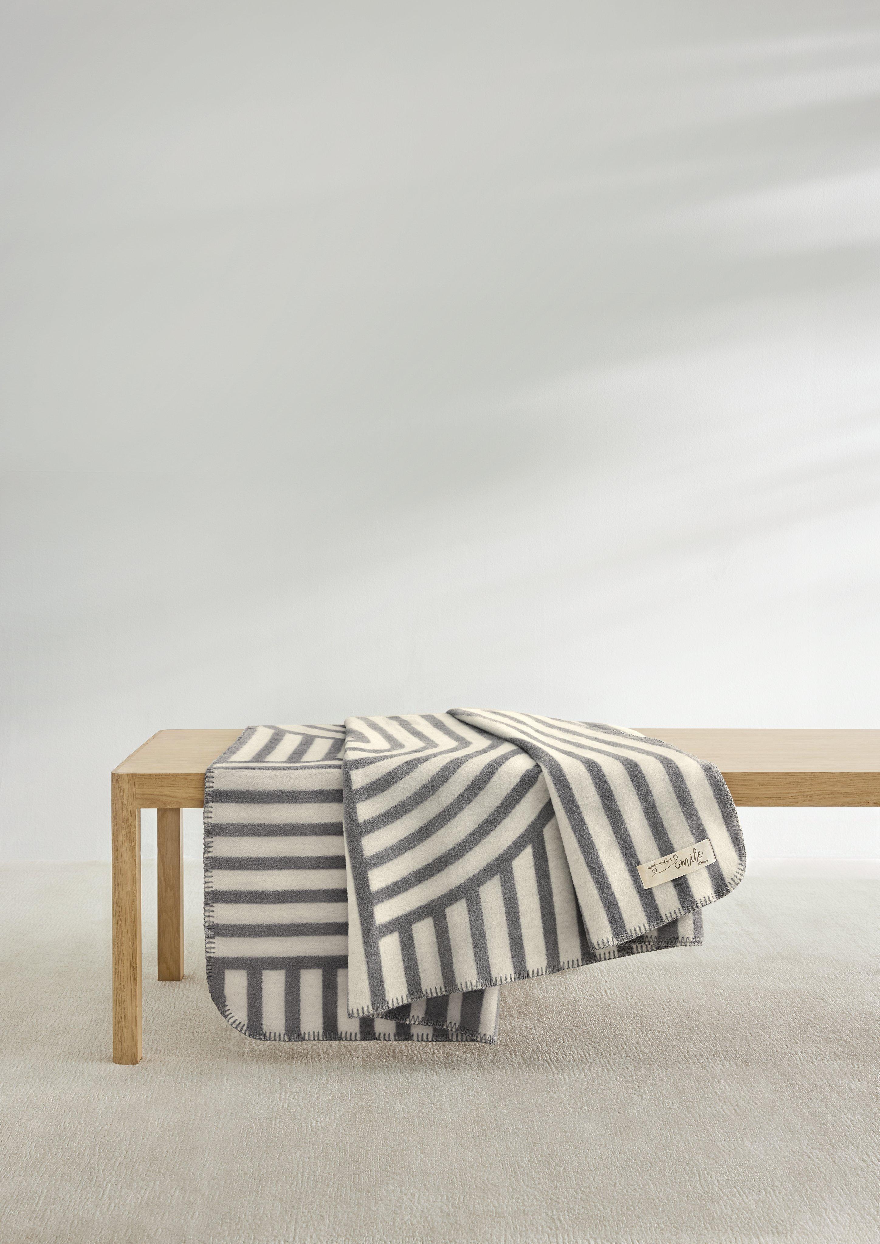 Weiche Decke aus Baumwollmix  6008746-800