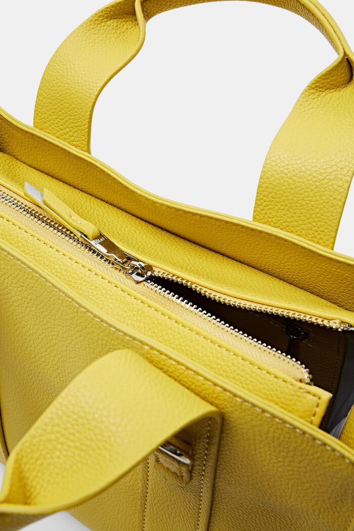 Schultertasche in Lederoptik